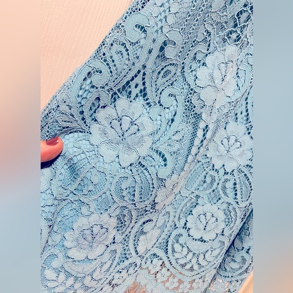 NWT~Torrid Mixed Lace Goddess Neck Top - Picture 6 of 11